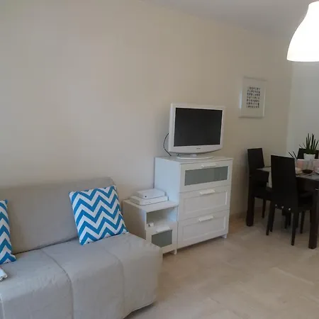 Apartment Le Neptunia Juan-les-Pins